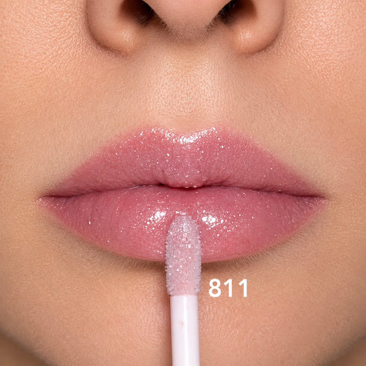 Gloss 811 Glam'kiss - applicazione sulle labbra