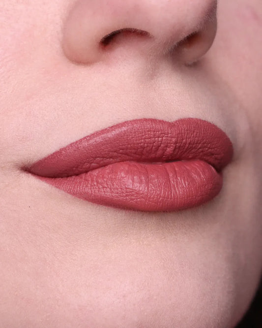 puroBIO Cosmetics LONG LASTING – Lipstick Pencil 013L Lampone